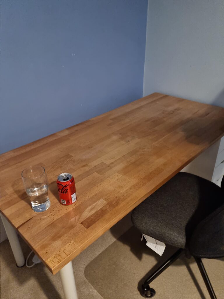 Thought I'd go for a new minimalist setup