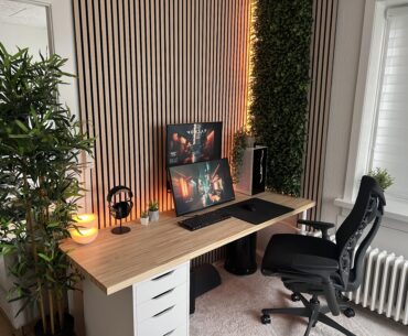 My clean and minimal setup. Any ideas for some extra touches?