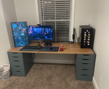 Worked really hard on making this setup look really clean and simple.