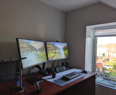 Landed a new WFH job, moved my setup next to the window 😌