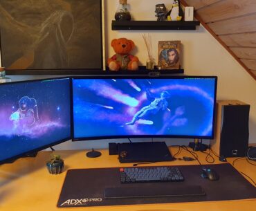 finally got around to putting stuff on the wall =) getting cosier and cosier =)