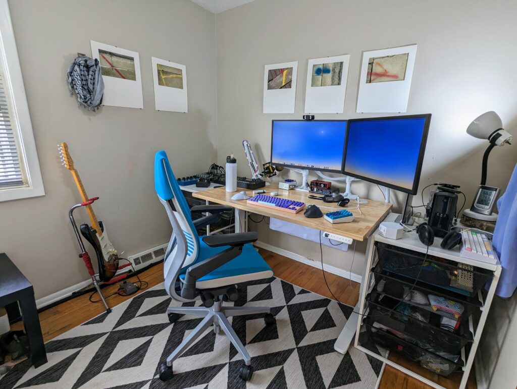 This is where I work for an AI/ML team and enjoy various hobbies.
