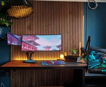 Was inspired by this sub and overhauled my whole Setup! (still WIP)
