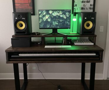 Finally got my custom desk built.
