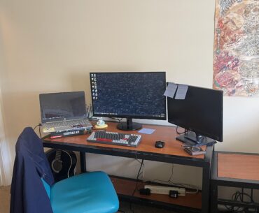 getting an proper PC + New Chair + More Wall Deco soon- any other advice?