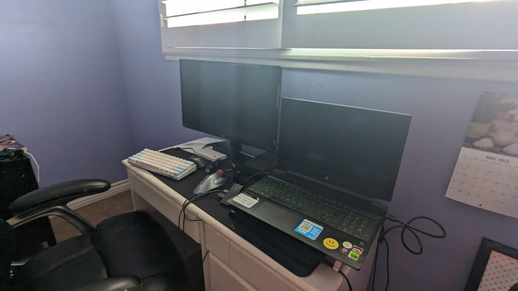 My main shitty battle station