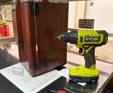 How to repair / upgrade Juggernog fridge hinges