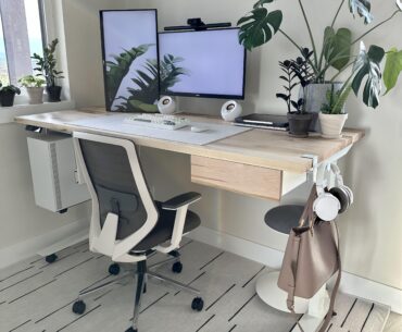 My minimalist desk setup
