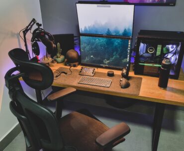 My little workplace. Any suggestion?