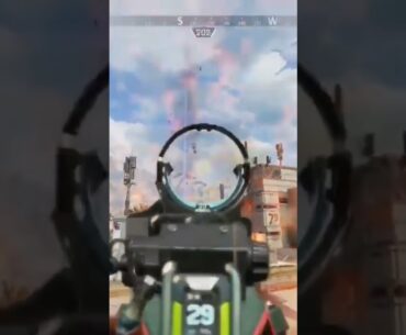 2v1 clutch against all odds we prevail!!! O.O #apexlegend #apexlegends #firstpersonshooter