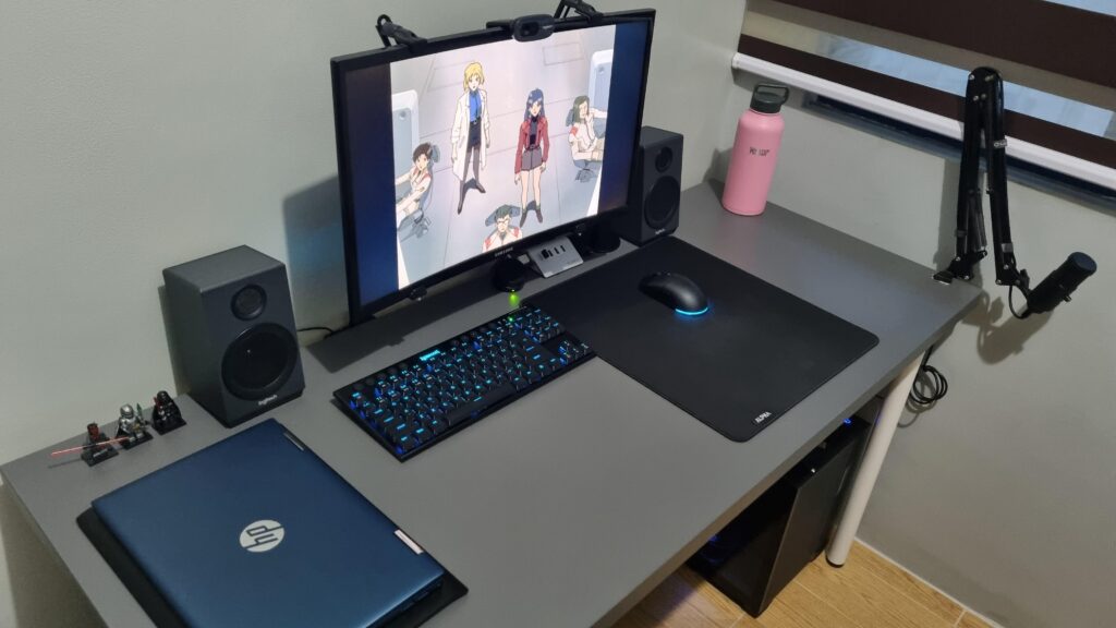 Added speakers :3