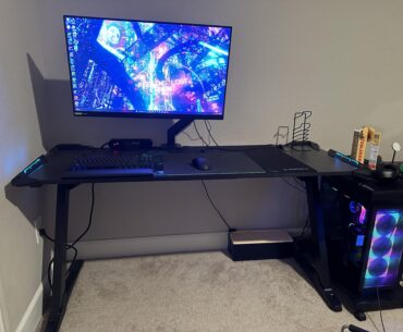 Finally made a computer setup, real happy to have a dedicated productivity station