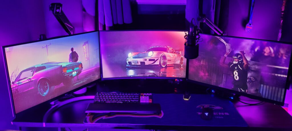 My rig, 3 monitors. My rig, 3 monitors.