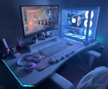 My Battle Station is mostly complete, I’m happy!