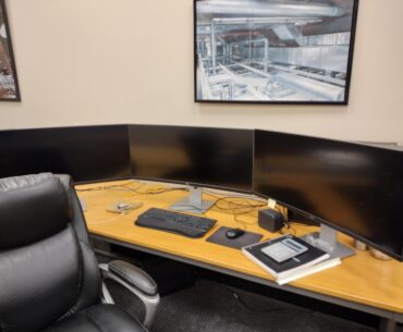 My work battlestation with 3 dell 34" ultra wide curved monitors. NoRGB in sight. LoL