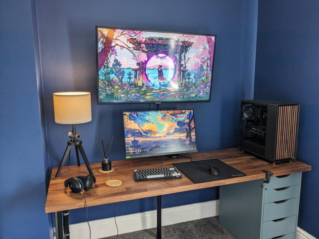 You guys told me to get the North, So I got it and it looks Amazing!