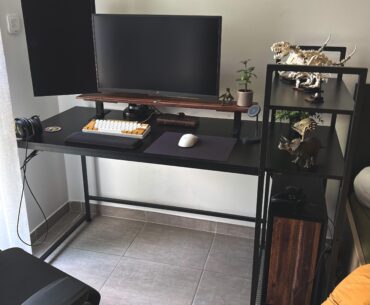 Got a new desk today