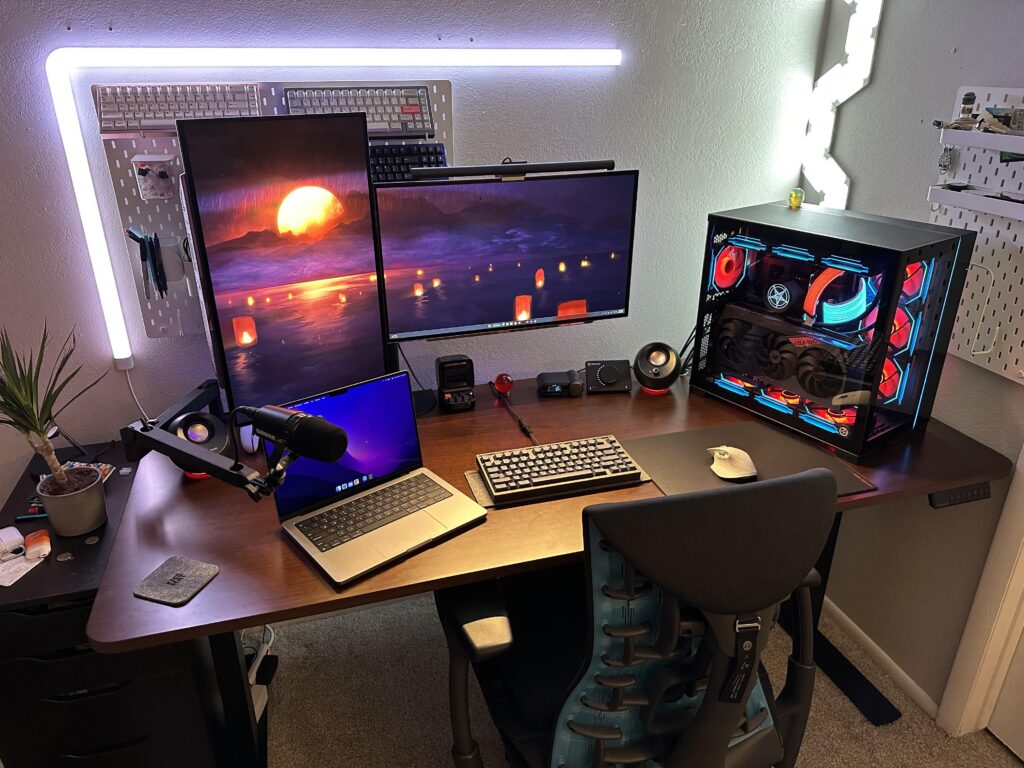 Got the setup upgraded with a new desk and chair for “good posture”