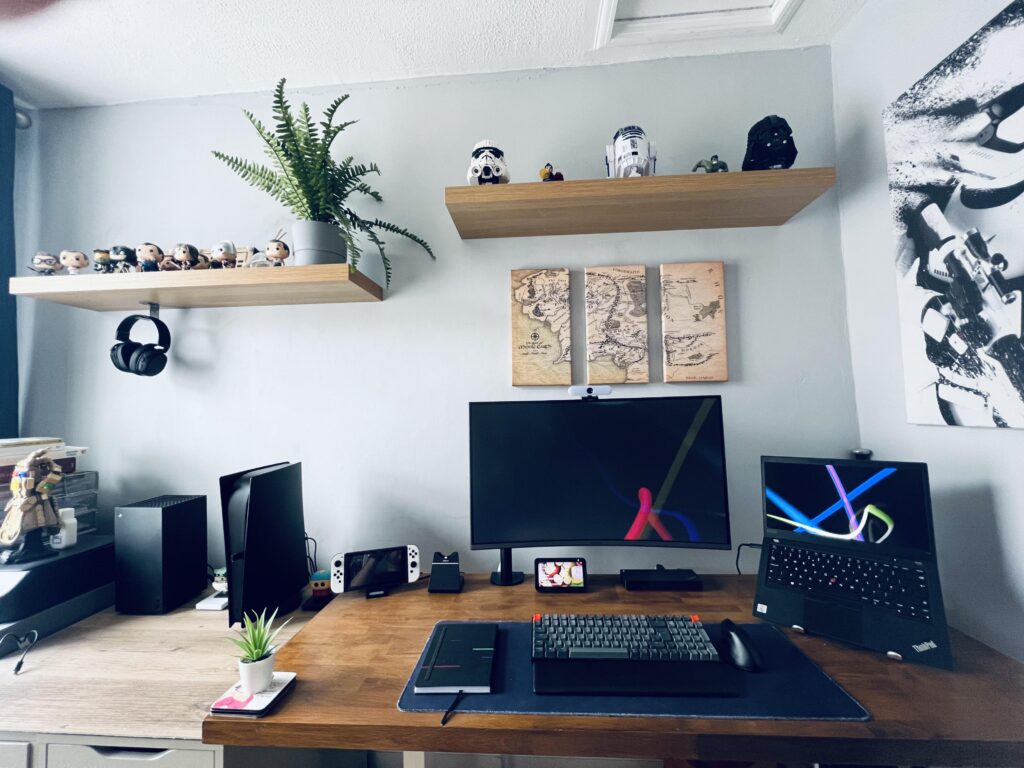 My current WFH/Gaming setup