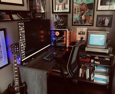 My little modern/retro gaming station.