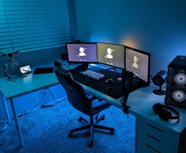 Ignore the monitors and wires, otherwise just put together my new setup!