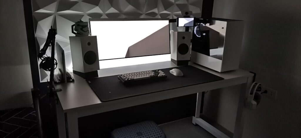 Found a photo of my setup last year.