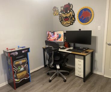 How does anyone pick a theme and run with it? I like everything.