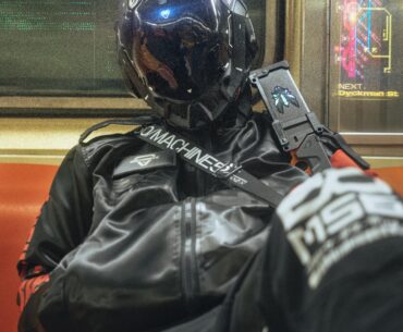 Took a photo of a friend on the NY subway. Art by me @wilmer.lens inspired by Abrar Khan.