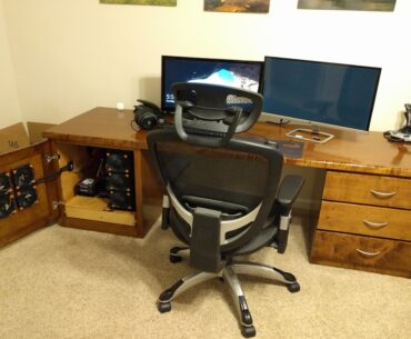 I Built A Computer Desk With A Built In Computer That Looks Like A Traditional Desk