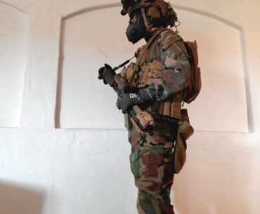 Fog of War Marine kit (Not 1:1 and more detail in comments)