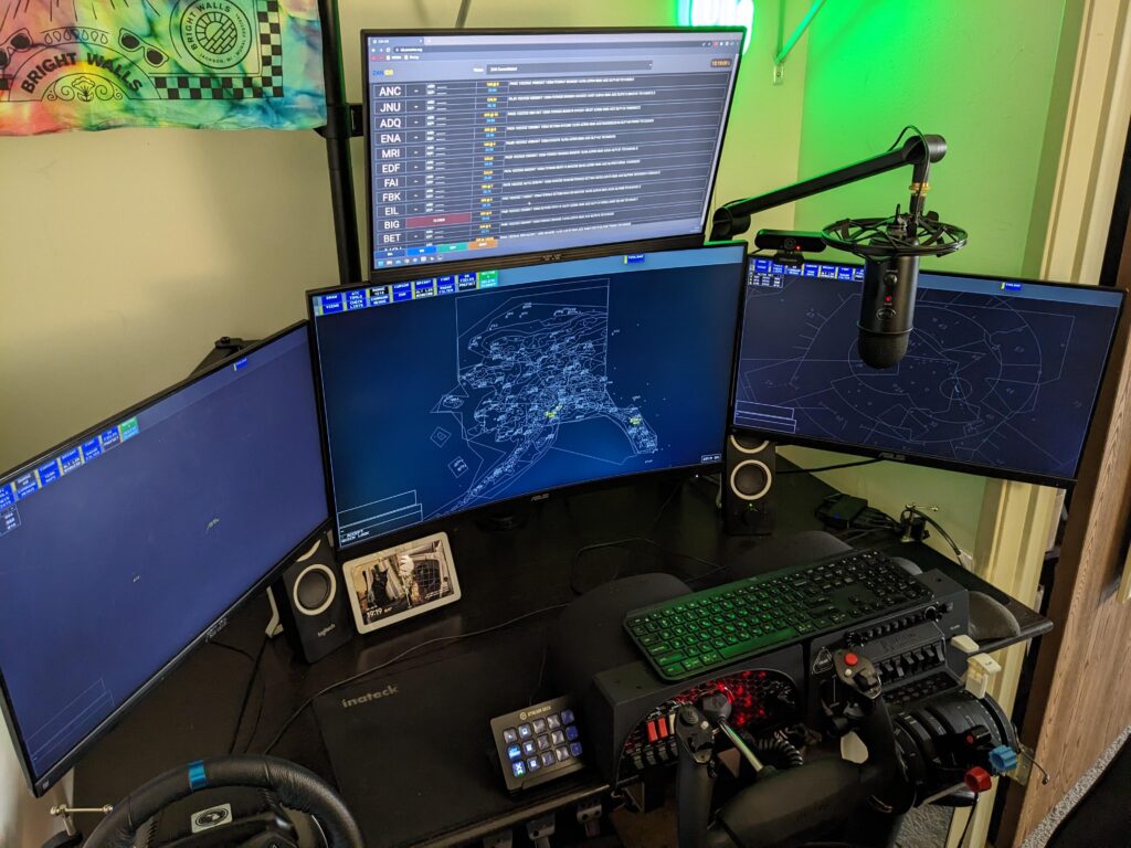 Virtual Air Traffic Controller / Flight Sim battlestation anyone?