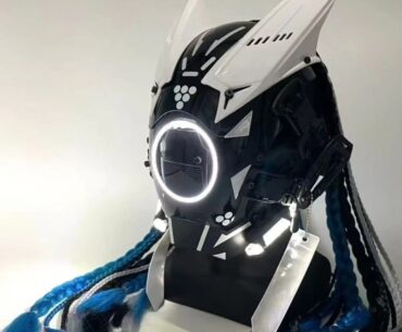 I think cyberpunk is the future, it must be cool if it can be turned into a mask and worn on the face