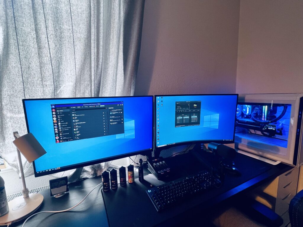 My little setup for gaming and work stuff