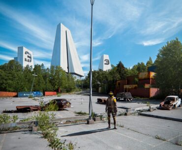 [OC] - The outskirts of the big city. Less crowded but way more dangerous