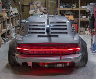 Finished a new lightbar for my real life cyberpunk roadster.