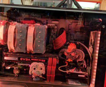 Moved things around to make space to use my new Oculus Rift.