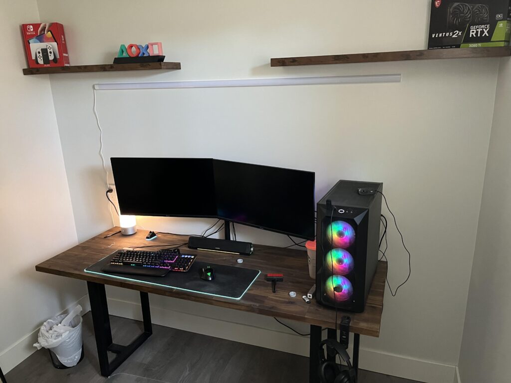 Advice for what to put on wall behind desk