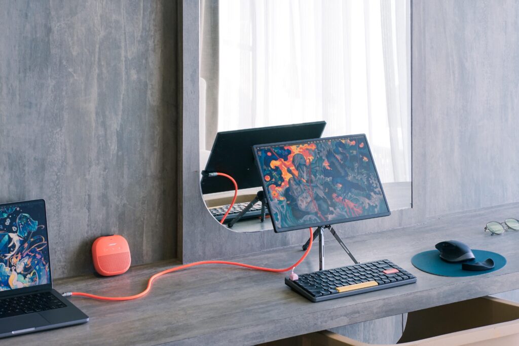 Close up angle of travel battlestation
