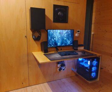 Living in a tiny DIY house and this is my setup. Any suggestions? Currently struggling without second monitor and was thinking to put a top one.