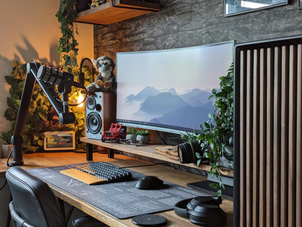 My cozy desk Setup
