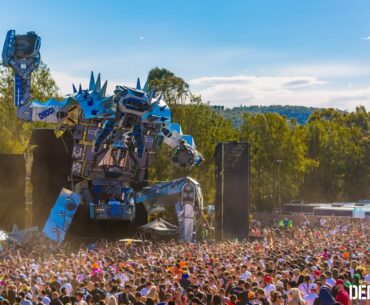 Blue Stage at Defqon1 Australia 2018. All Defqon stages are made from recycled waste - that's a car in the robots hand! DJ is in the groin
