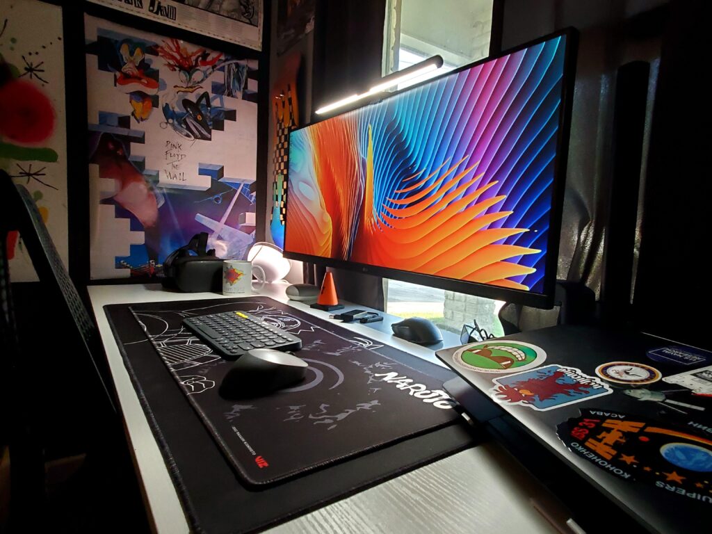 Upgraded from a stacked layout to an ultrawide, and already loving it!! 🙉