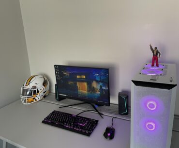 My first, yet simple battlestation