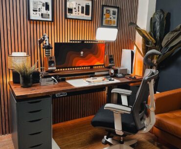 What is your opinion about this desksetup?