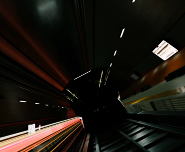 Cyberpunk-styled subway animation I made on Blender