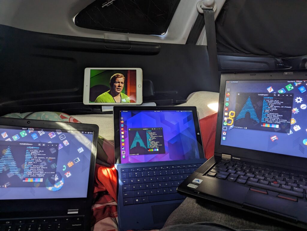 Been urbancarliving for ~2 years now. Here's my battle station. I use Arch btw ;)