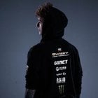 Qwizzy Leaves The Woo