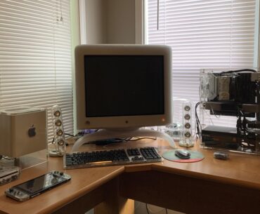 Can you tell I like clear/translucent electronics?