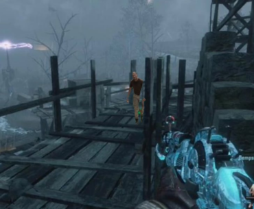 No one, last zombie of the round.