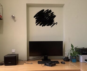 I’m intersted in suggestions. Especially where to put a 2nd screen